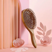 Load image into Gallery viewer, Hair-Care Brush (Perfection) 礼盒护发梳圆满