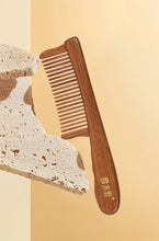 Load image into Gallery viewer, TEAK WOODEN COMB WITH HANDLE