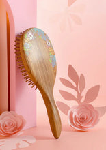 Load image into Gallery viewer, Hair-Care Brush (Perfection) 礼盒护发梳圆满