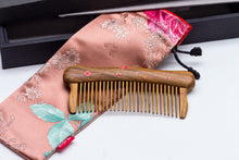 Load image into Gallery viewer, Teeth-inlaid Comb: Happiness - Tan Mujiang