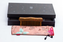 Load image into Gallery viewer, Teeth-inlaid Comb: Happiness - Tan Mujiang