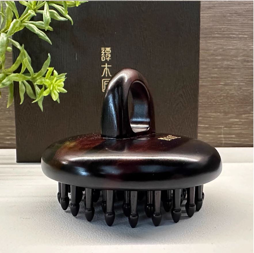 黑檀礼盒指环插齿梳 ( 小号 )     限量 按摩护发养发 $10Off!