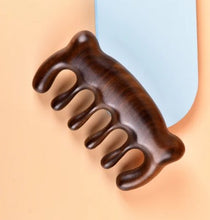 将图片加载到图库查看器，Meridian Massage Comb - Bear  撥筋梳萌熊 禮盒天然木梳 頭部經絡按摩
