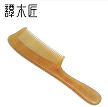 Load image into Gallery viewer, KCBJ0201 礼盒长柄羊角梳子 Gift Box Sheep&#39;s Horn Comb -Last one -10%Off!!
