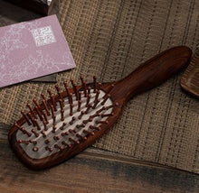 Load image into Gallery viewer, WAT Hair Care Comb 3-5 礼盒WAT护发梳3-5
