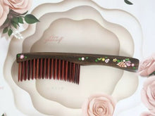 Load image into Gallery viewer, Teeth-Inserted Comb: Flowers 4
