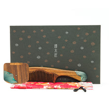 Load image into Gallery viewer, Lotus in Rains - Tan Mujiang
